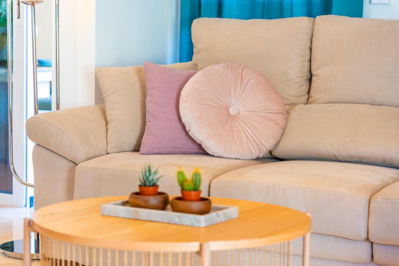 Villa With Private Pool And Workspace カンデラリア エクステリア 写真